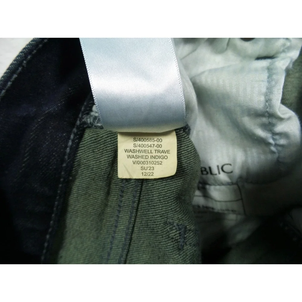 Banana Republic Travel Jeans Mens Size 34 x 30 Blue Denim Athletic Fit Dark Wash